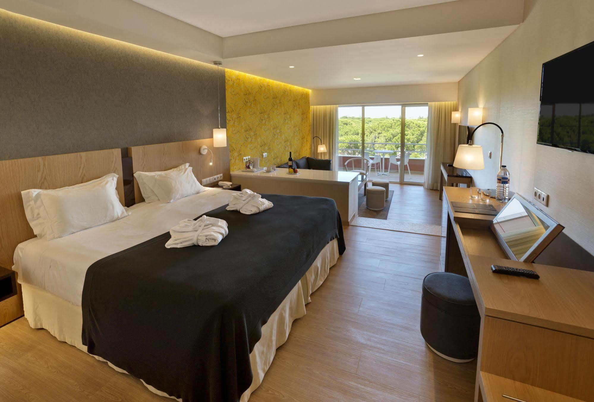 Falesia Cip (Adults Only) Olhos de Agua  Dış mekan fotoğraf